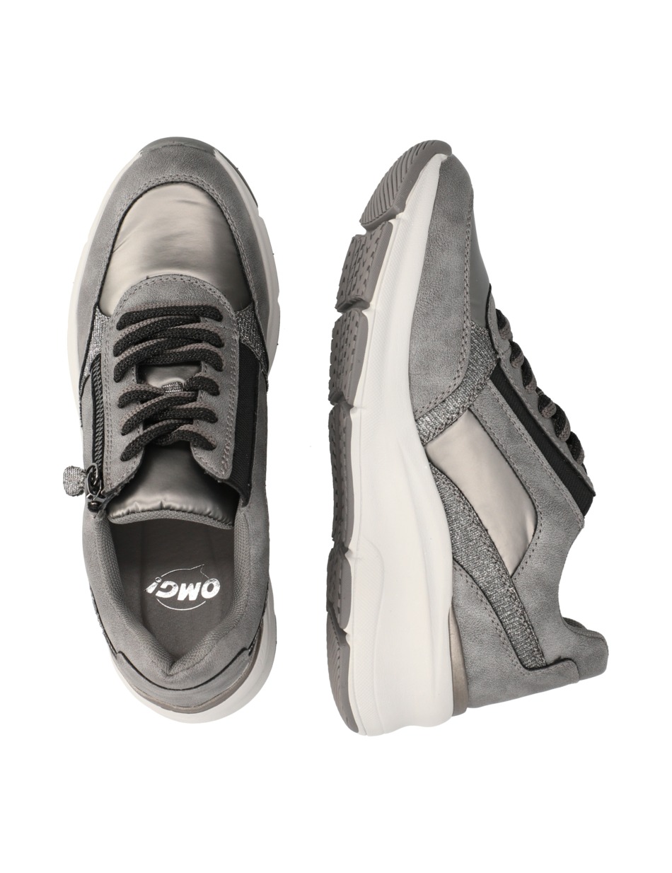 Sneaker