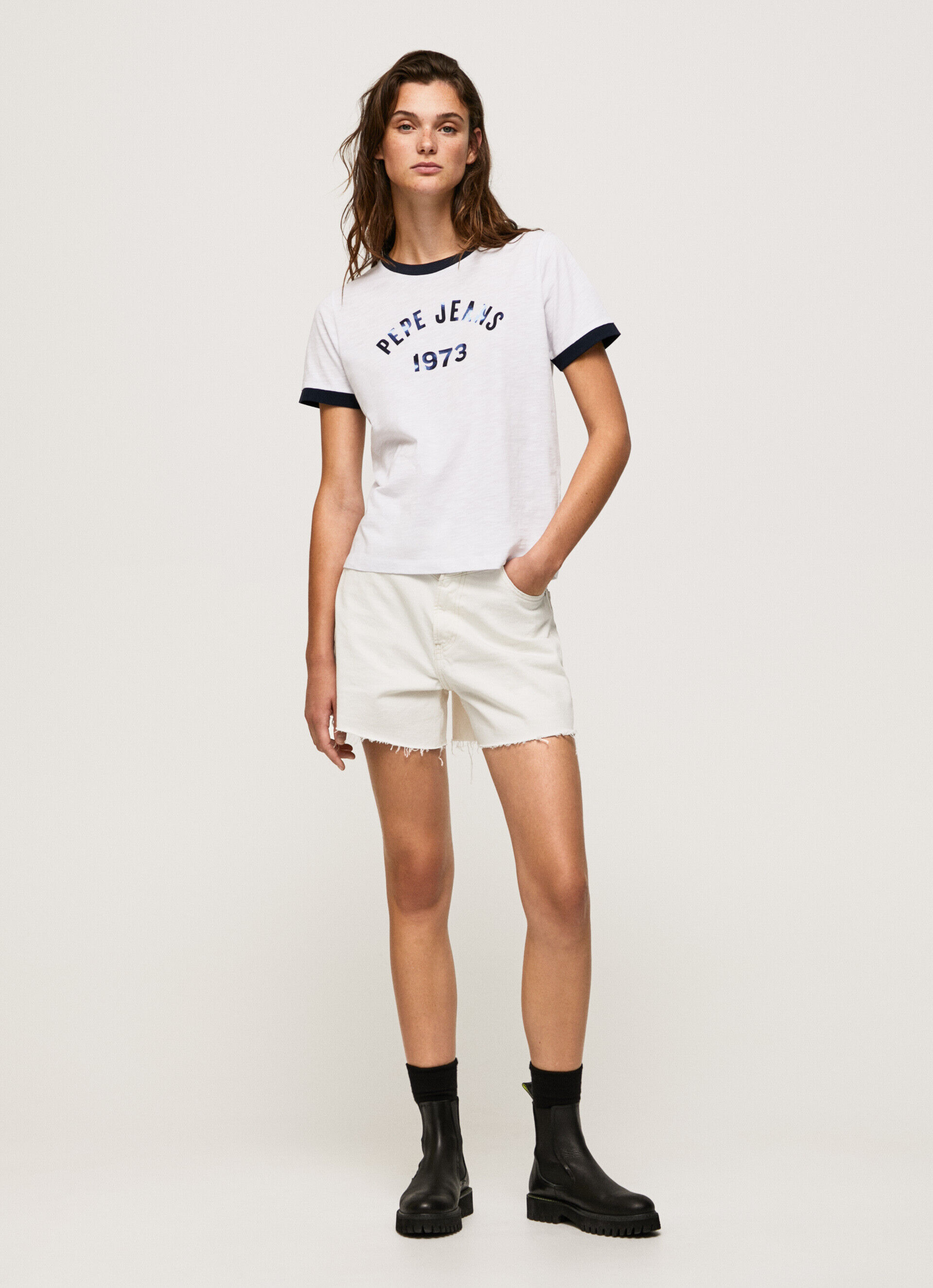 Camiseta de algodão com logotipo estampado - branca