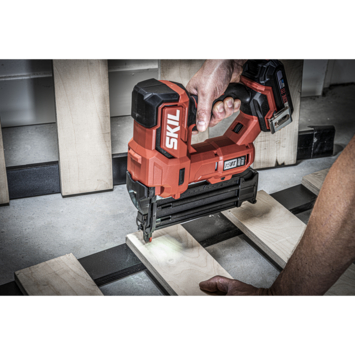 SKIL 20V tacker / spijkerpistool 18GA XP brushless (zonder accu)