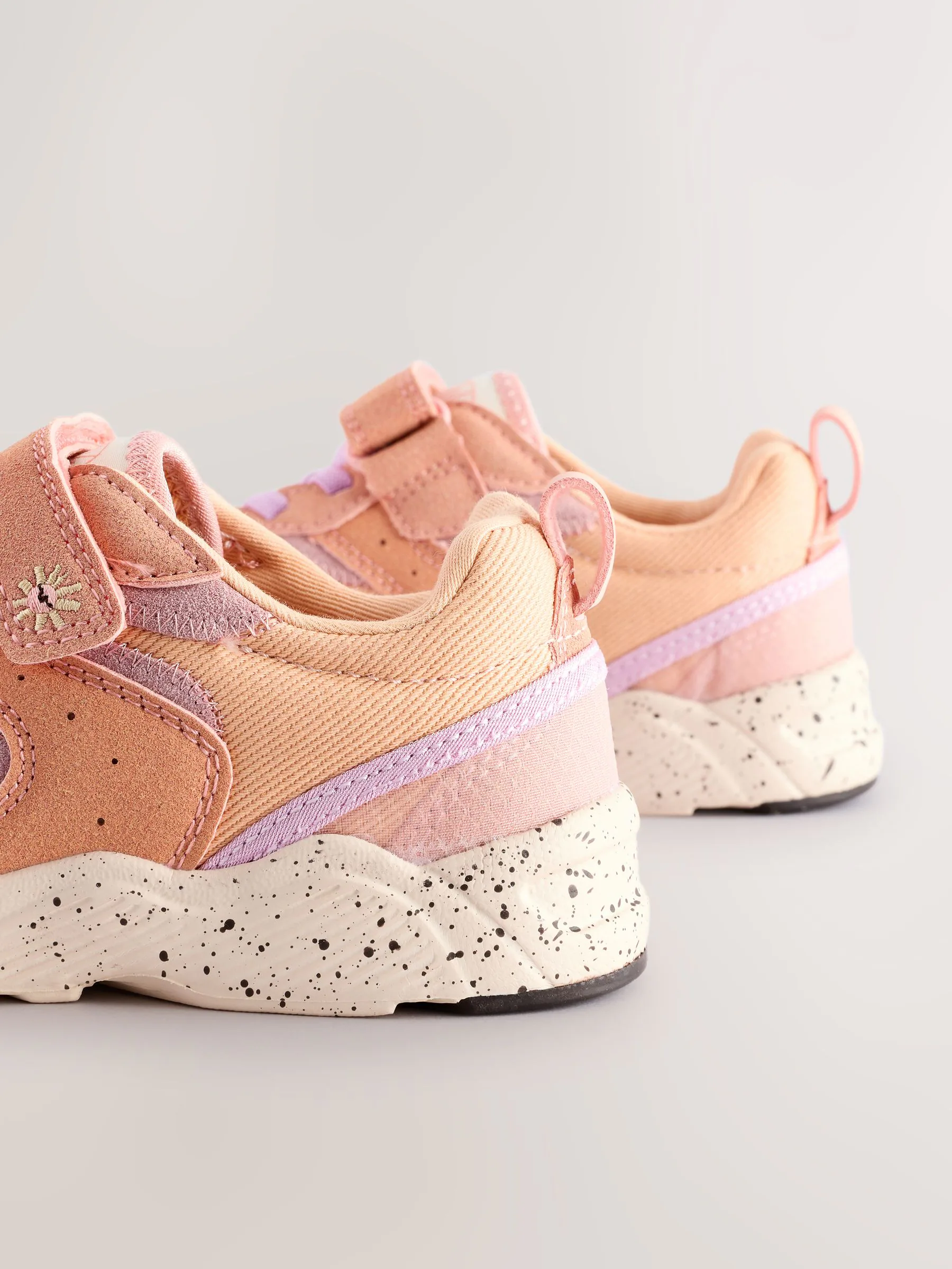 Meerkleurig oranje - Sneakers met elastische veters en klittenbandsluiting