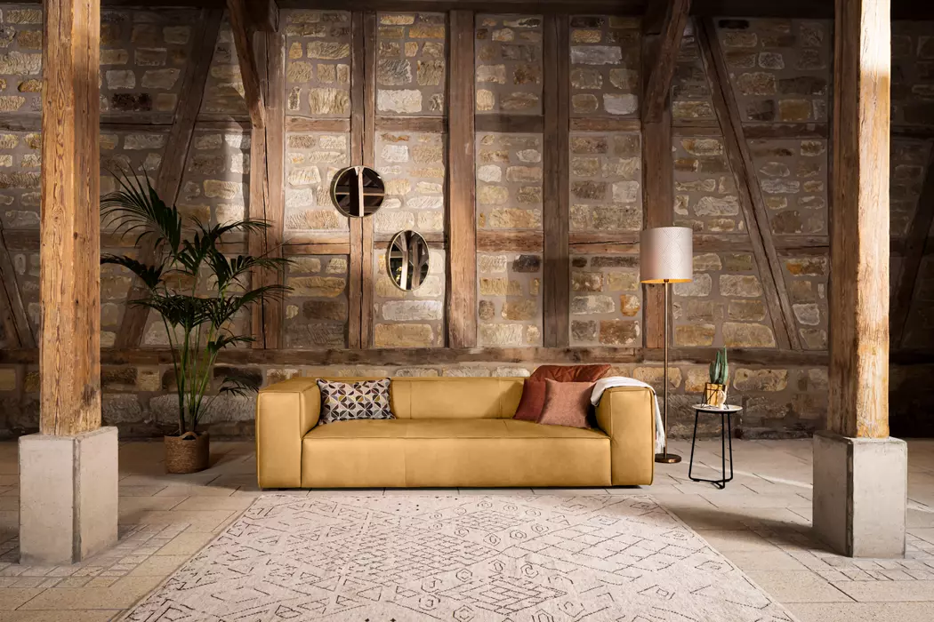 Sofa 18050 around-the-block