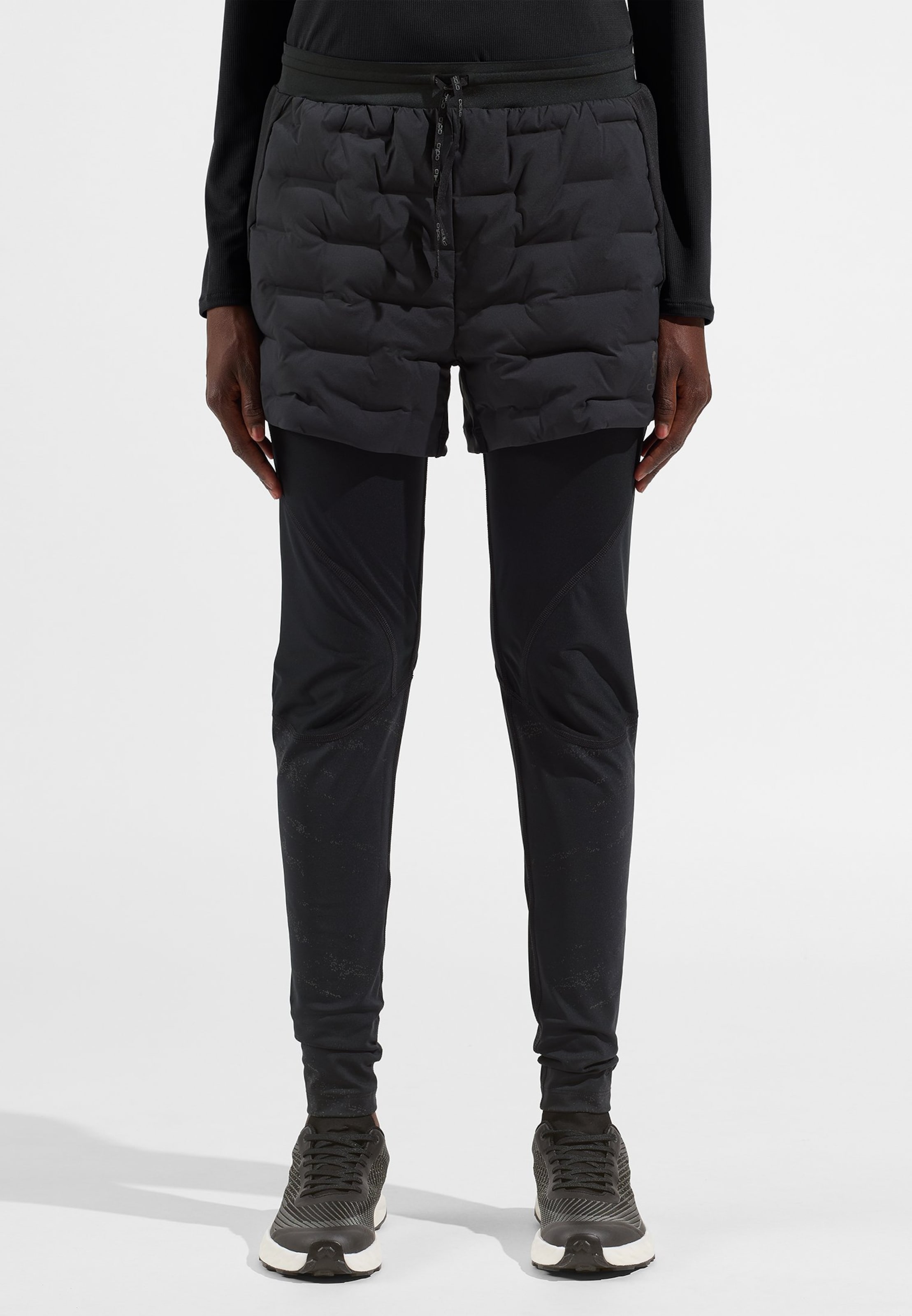 Zeroweight Insulator Shorts in black