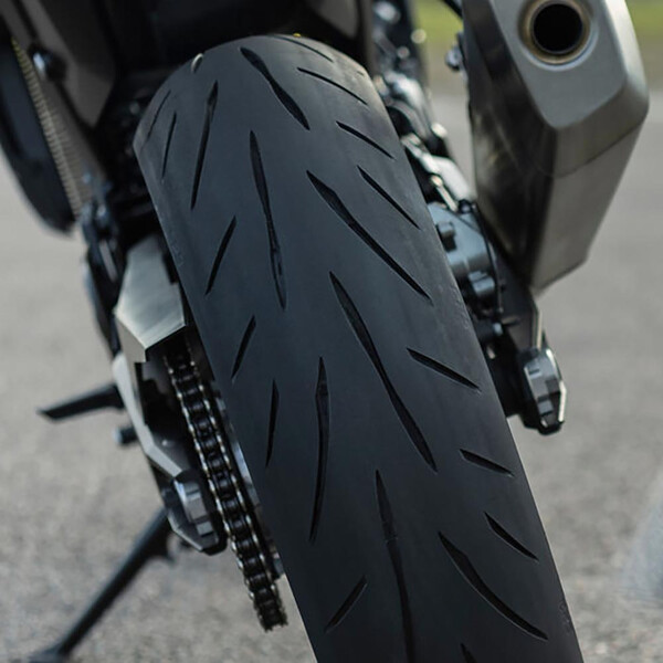 Bridgestone - Pneu Battlax Hypersport S23