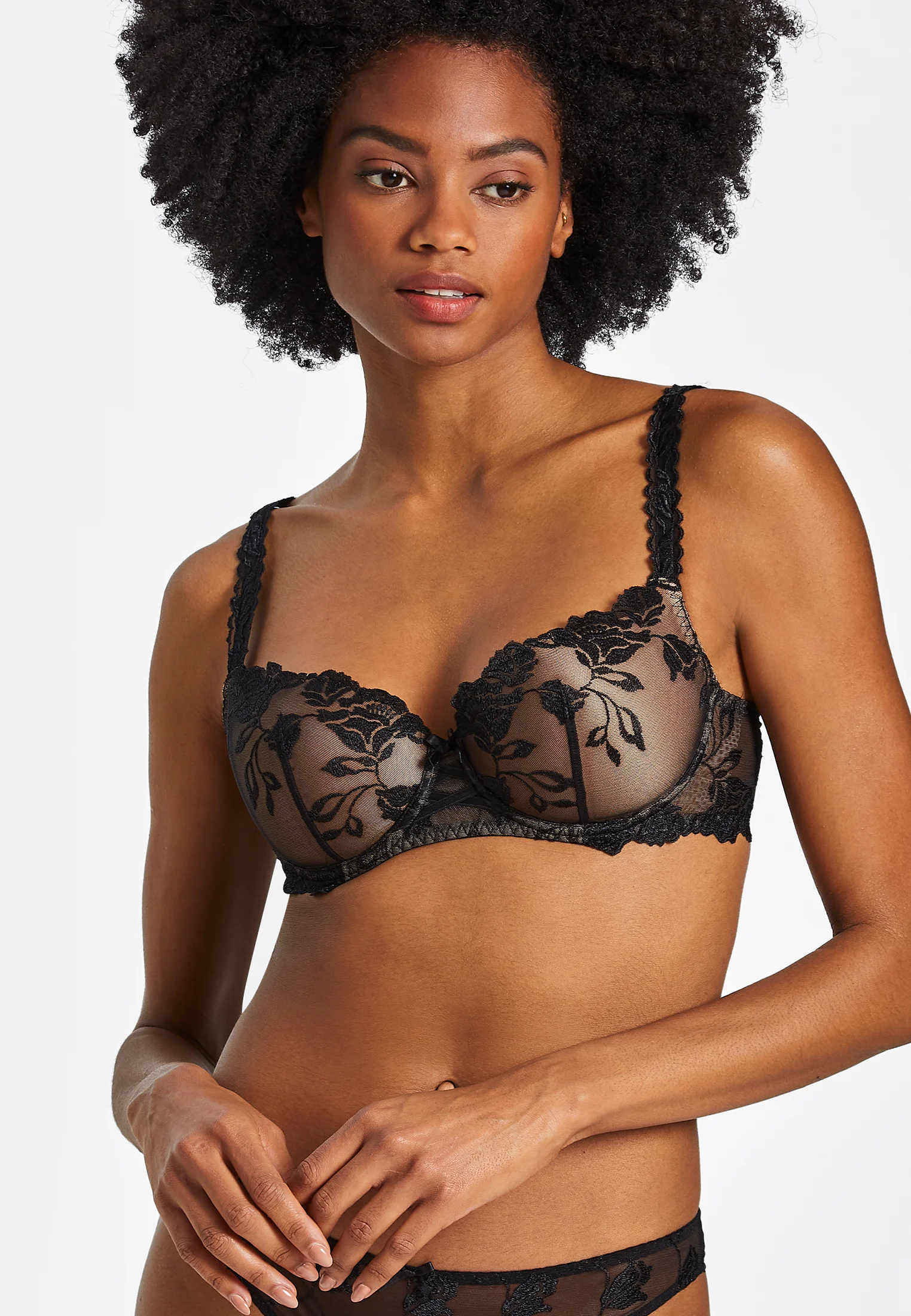 SOFTESSENCE - Soutien-gorge corbeille coques | Noir
