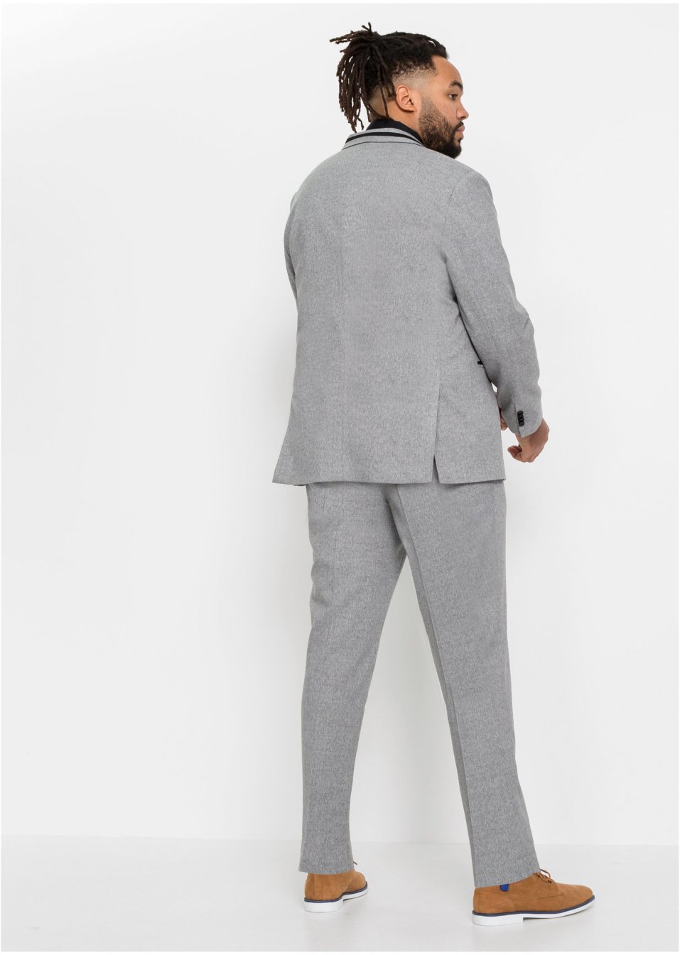 Costume 3 pièces : veste de costume, pantalon, gilet sans manches