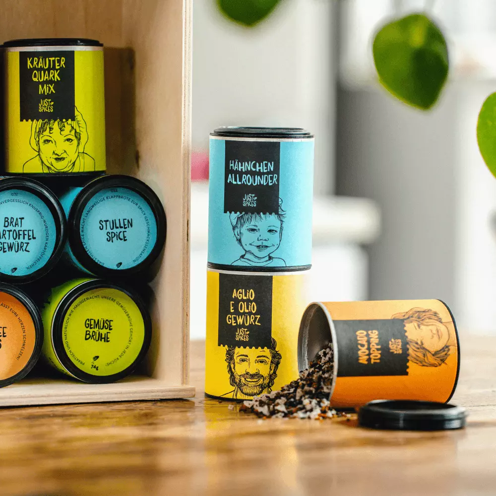 Große Holzbox: 16 Gewürze