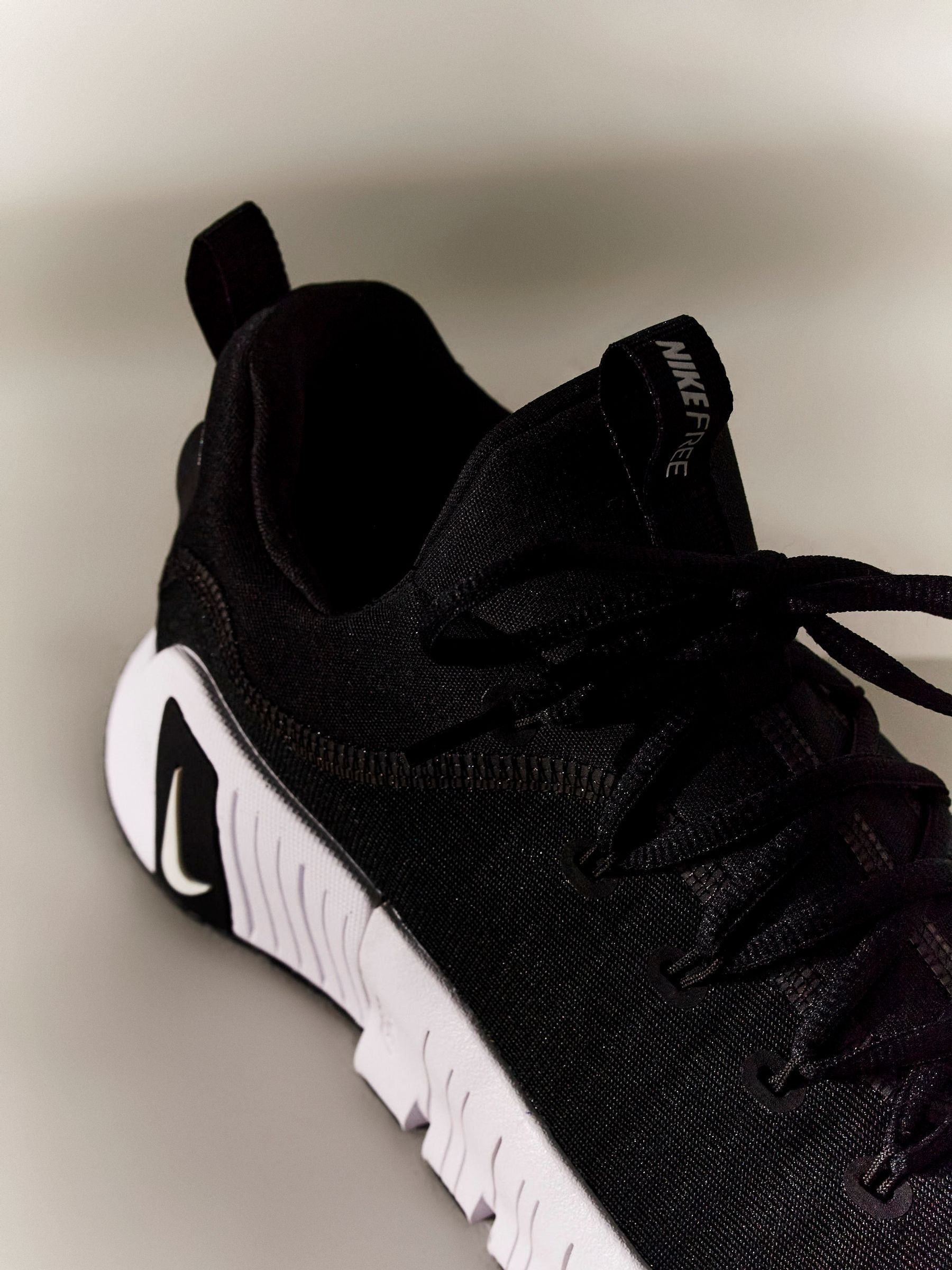 Zwart/wit - Nike Free Metcon 6 sneakers