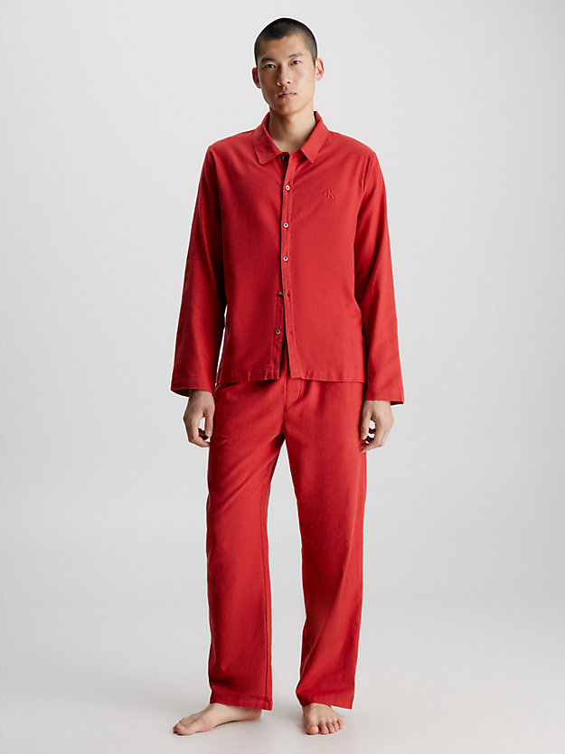 Pijama com calças de flanela