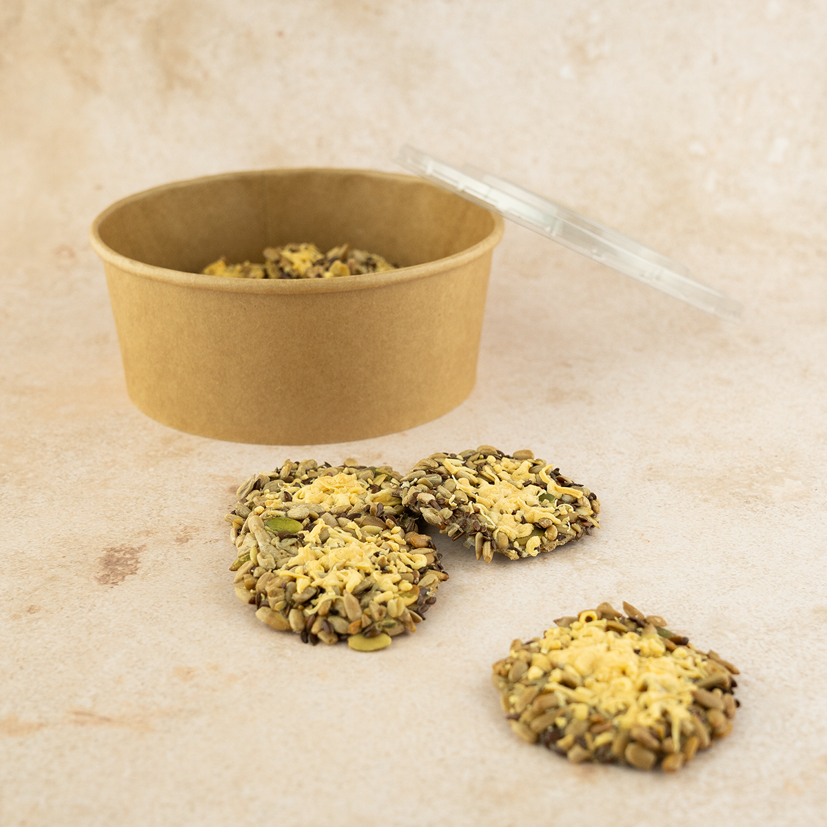 Crispy crackers met kaas mini