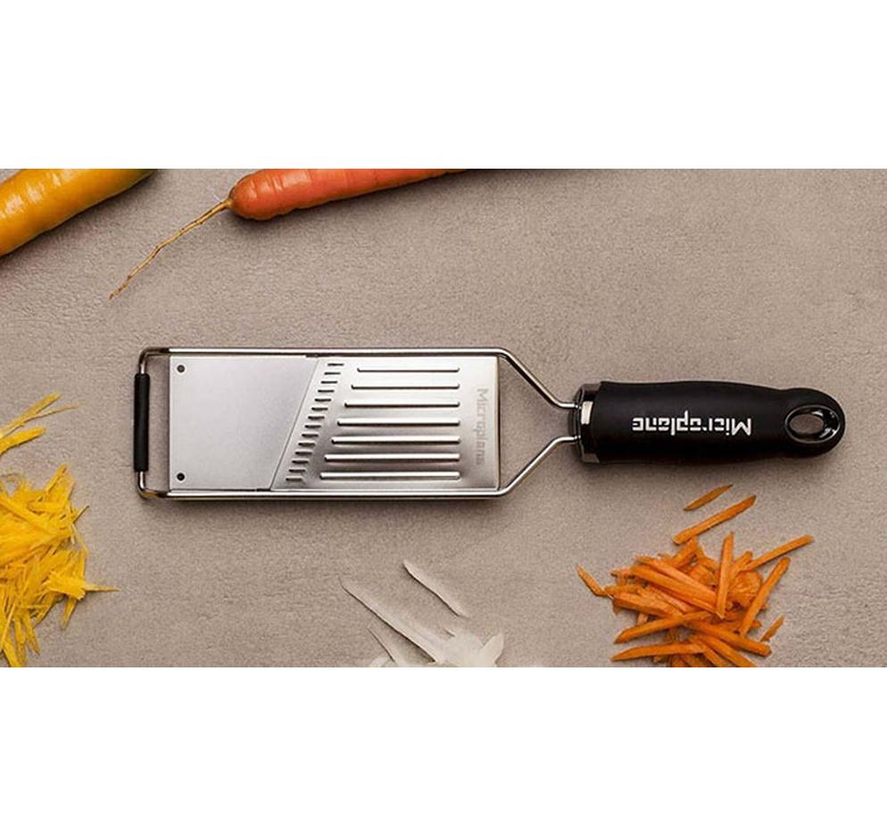 Gourmet Profi Juliennehobel SchwarzJulienne-Hobel mit Soft-Touch-Griff