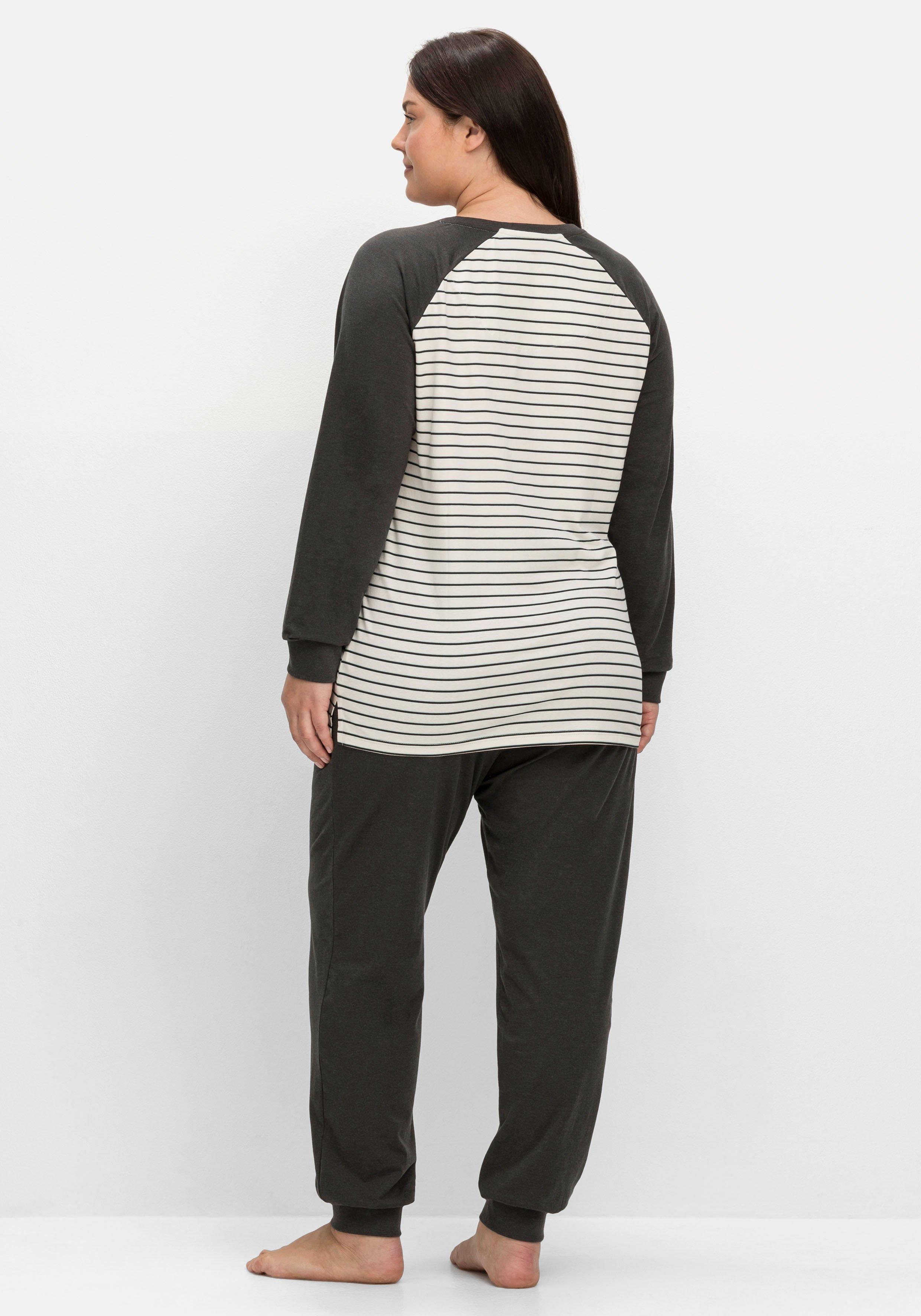 Set aus Schlafshirt und Hose