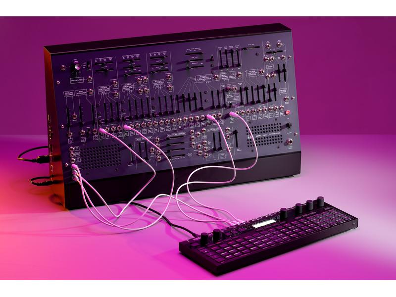 Korg Synthesizer ARP 2600 M Standard Edition Der originale ARP 2600 im handlicheren Format