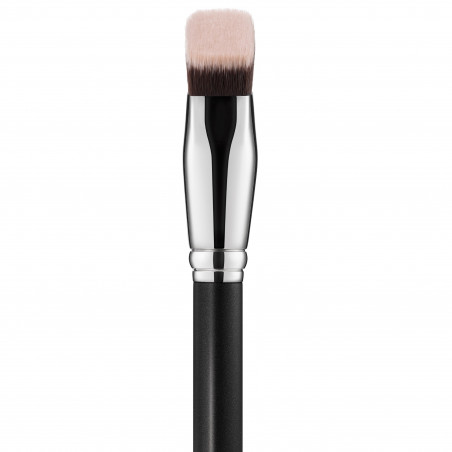 M·A·C Cosmetics 171S Face Brush