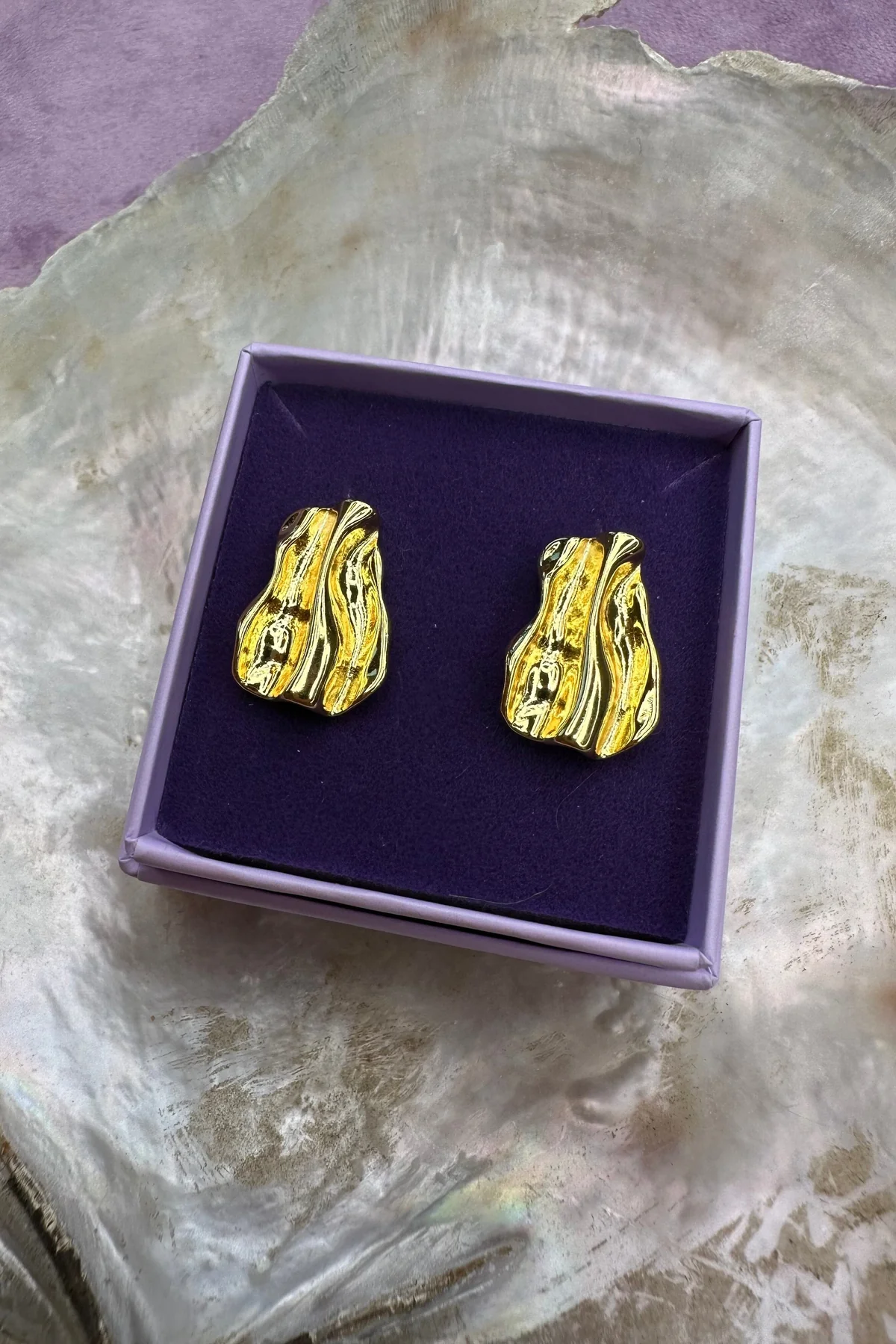 Mellow Moon Wave Earring