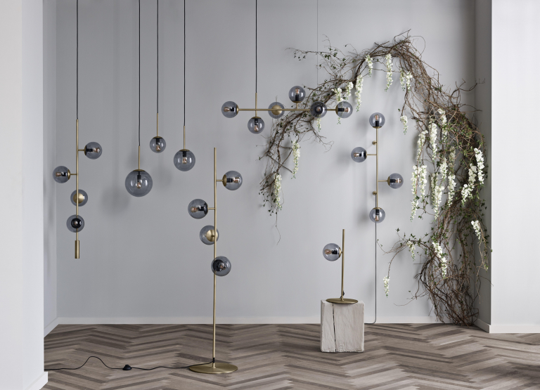 Bolia Orb tafellamp messing