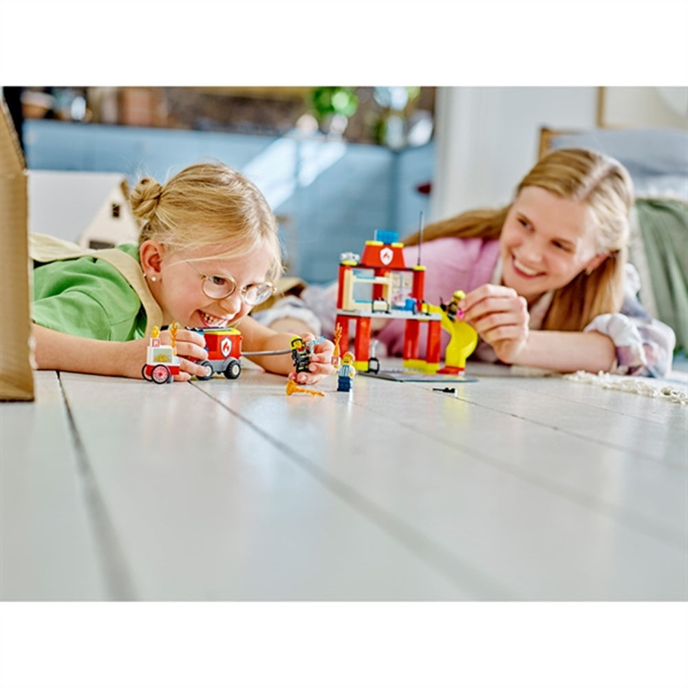 City Brandstation og Brandbil - LEGO®