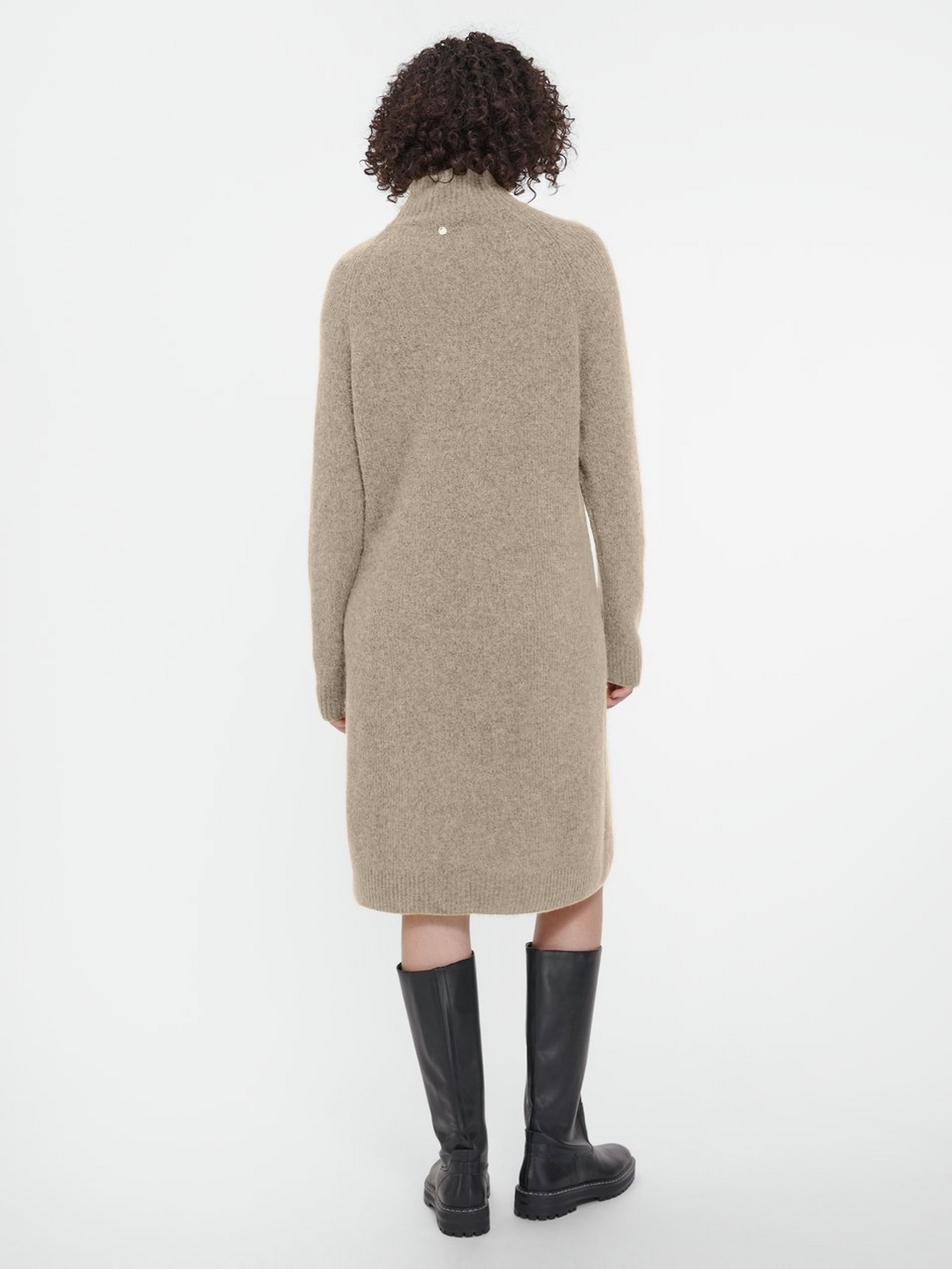 Strickkleid mit Stehkragen