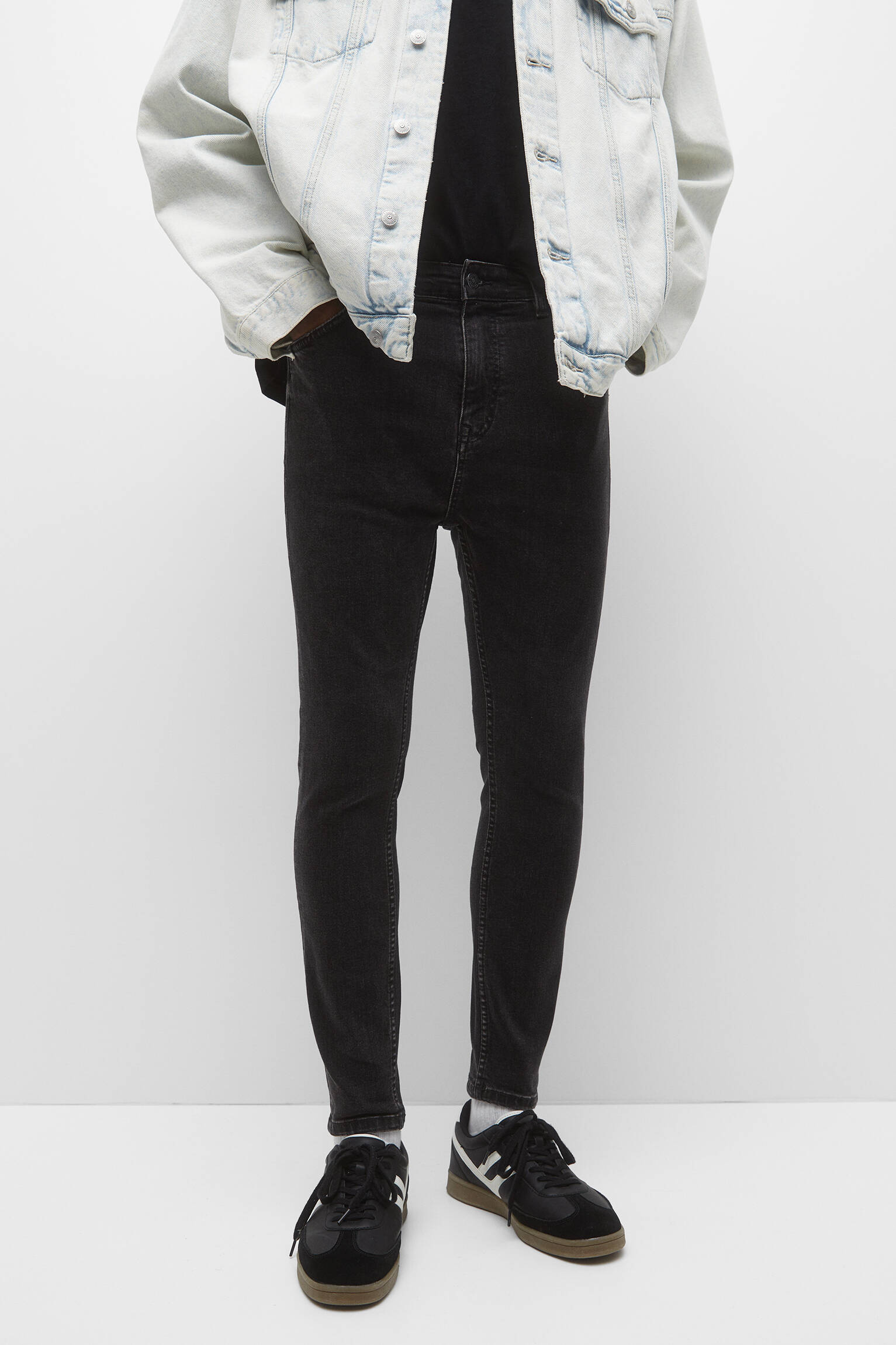 CALÇA JEANS PRETA CARROT FIT - NEG-DELAV