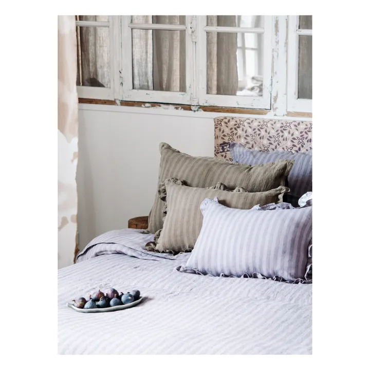Le Monde Sauvage Housse de coussin Sandhills volantée | Violet
