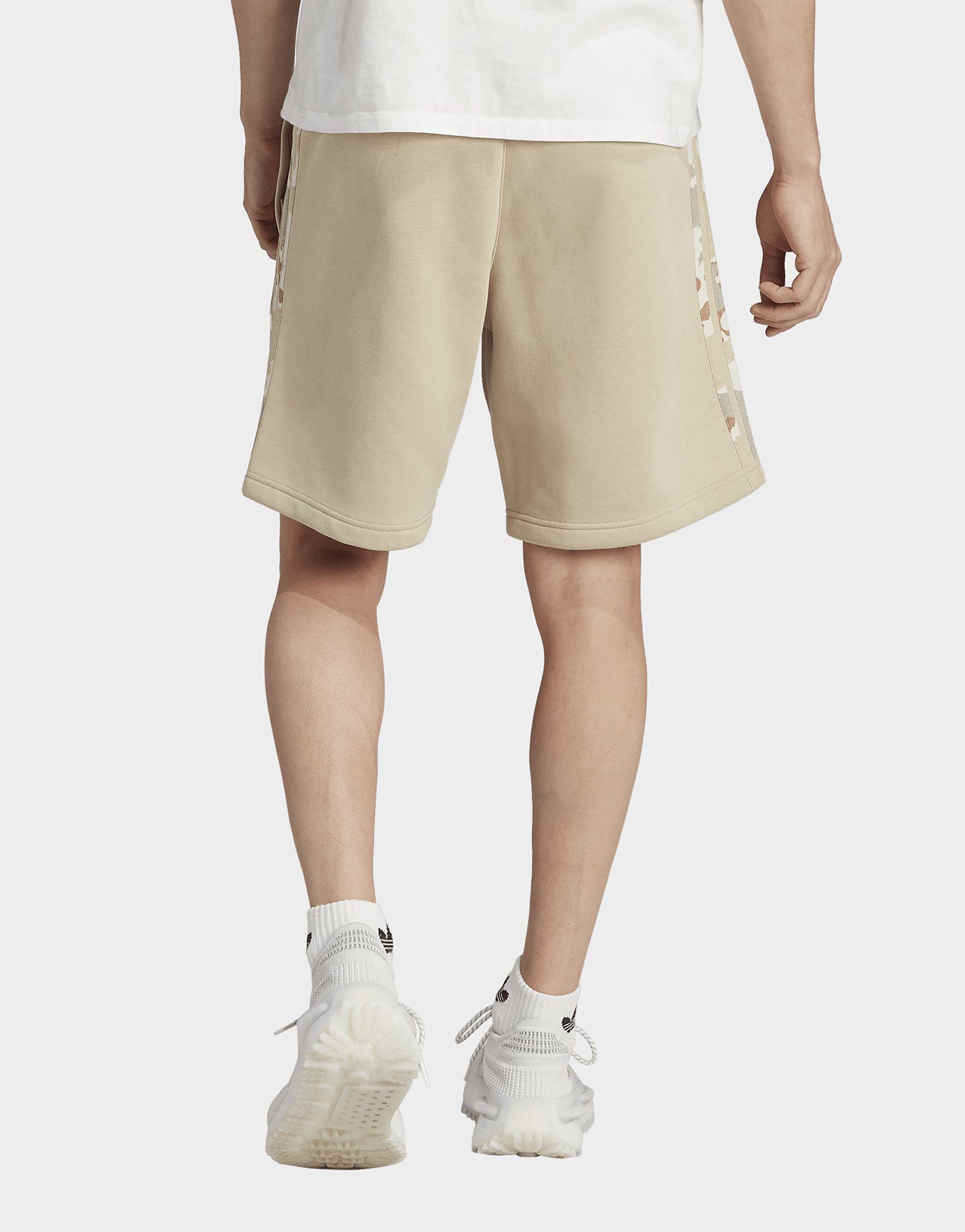 adidas Short graphique bandes et motif camouflage