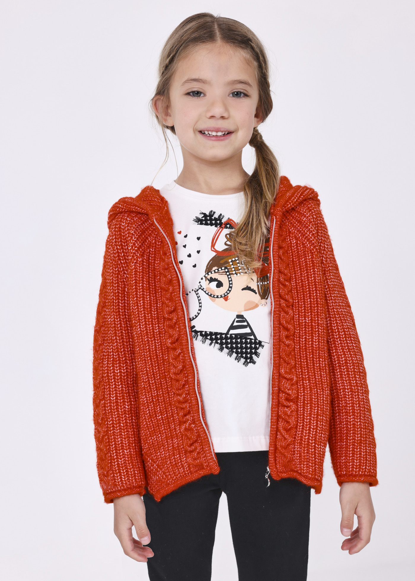 Cardigã com capuz de tricô para menina