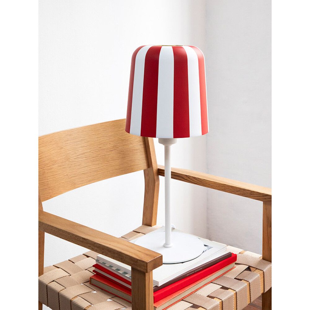 BORDLAMPE DYBERG LARSEN GRY RØD/HVIT