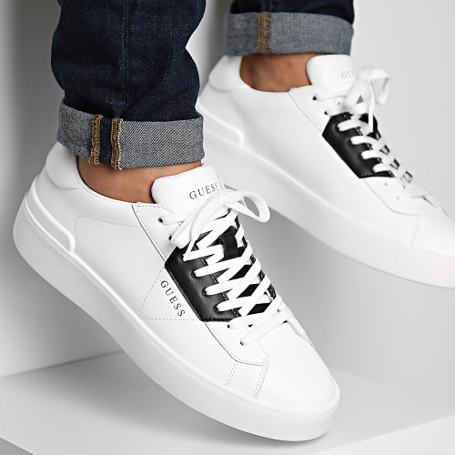 Baskets FM8PATLEA12 White Black