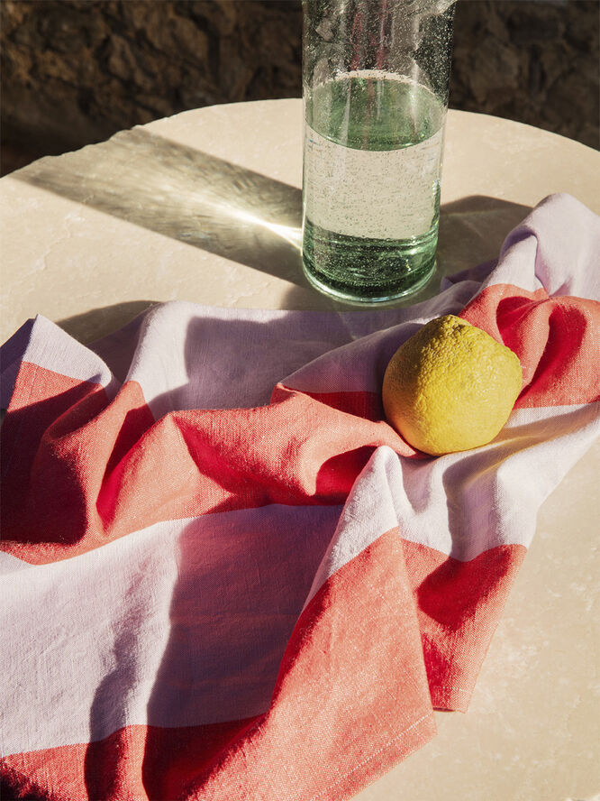 ferm LIVING Hale Tea Towel - Red/Lilac Red/lilac