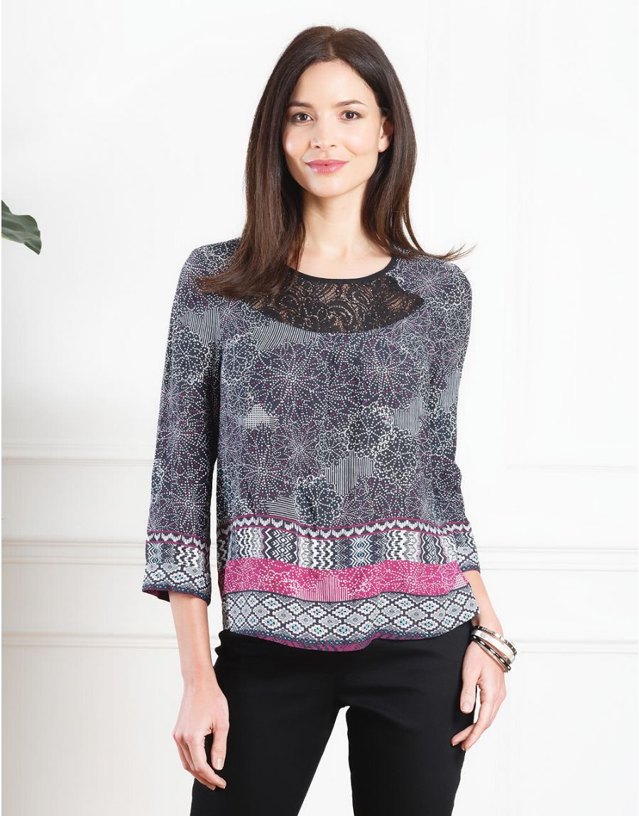 Blouse évasée en dentelle