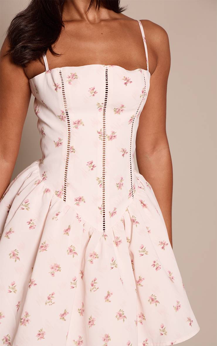 Rose Robe Courte Droite Petite Taille À Taille Basse, Encolure Carrée Et Imprimé Floral