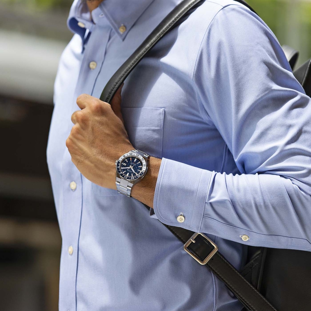 Citizen Series 8 GMT Mechanical 880 Blue