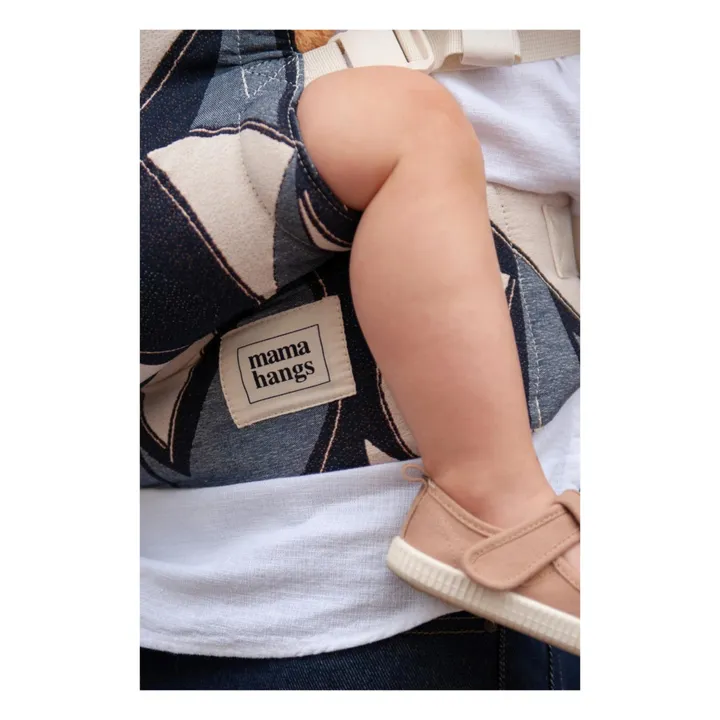 Mama Hangs Porte-bébé Carry & Bloom | Indigo