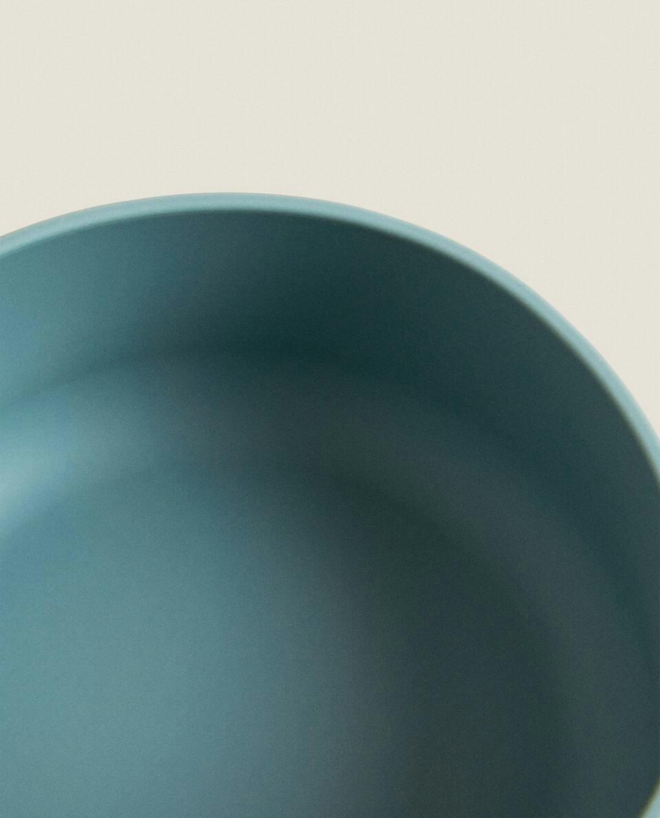 Tigela de silicone com ventosa