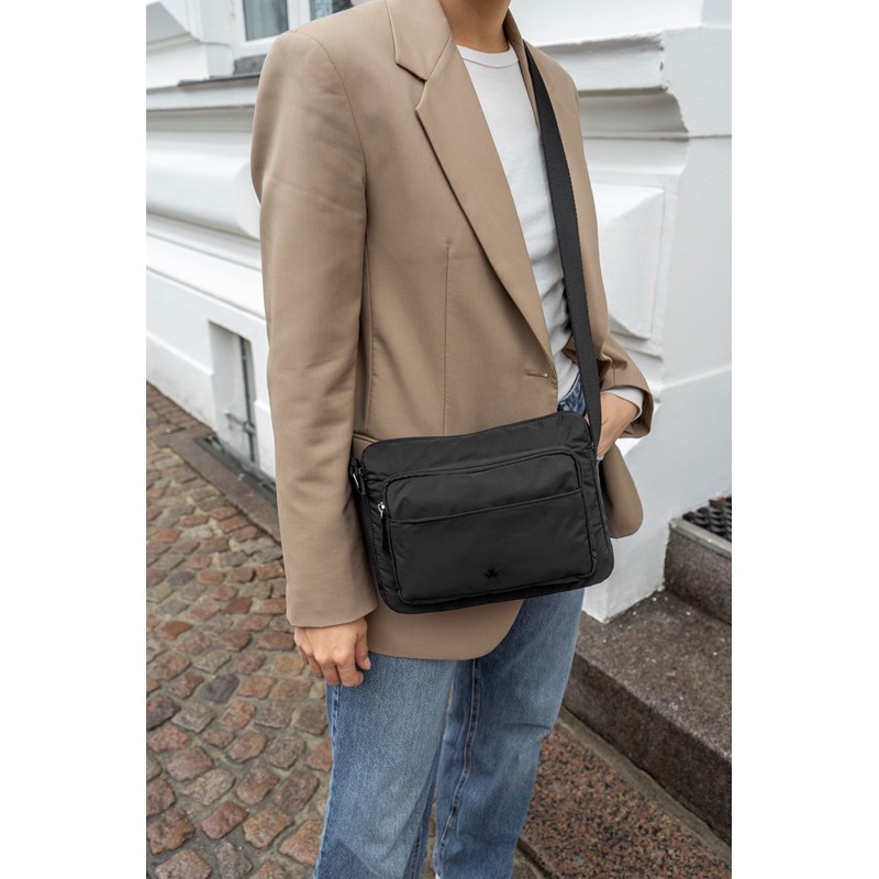 Aura<br>Crossbody Novara Recycled