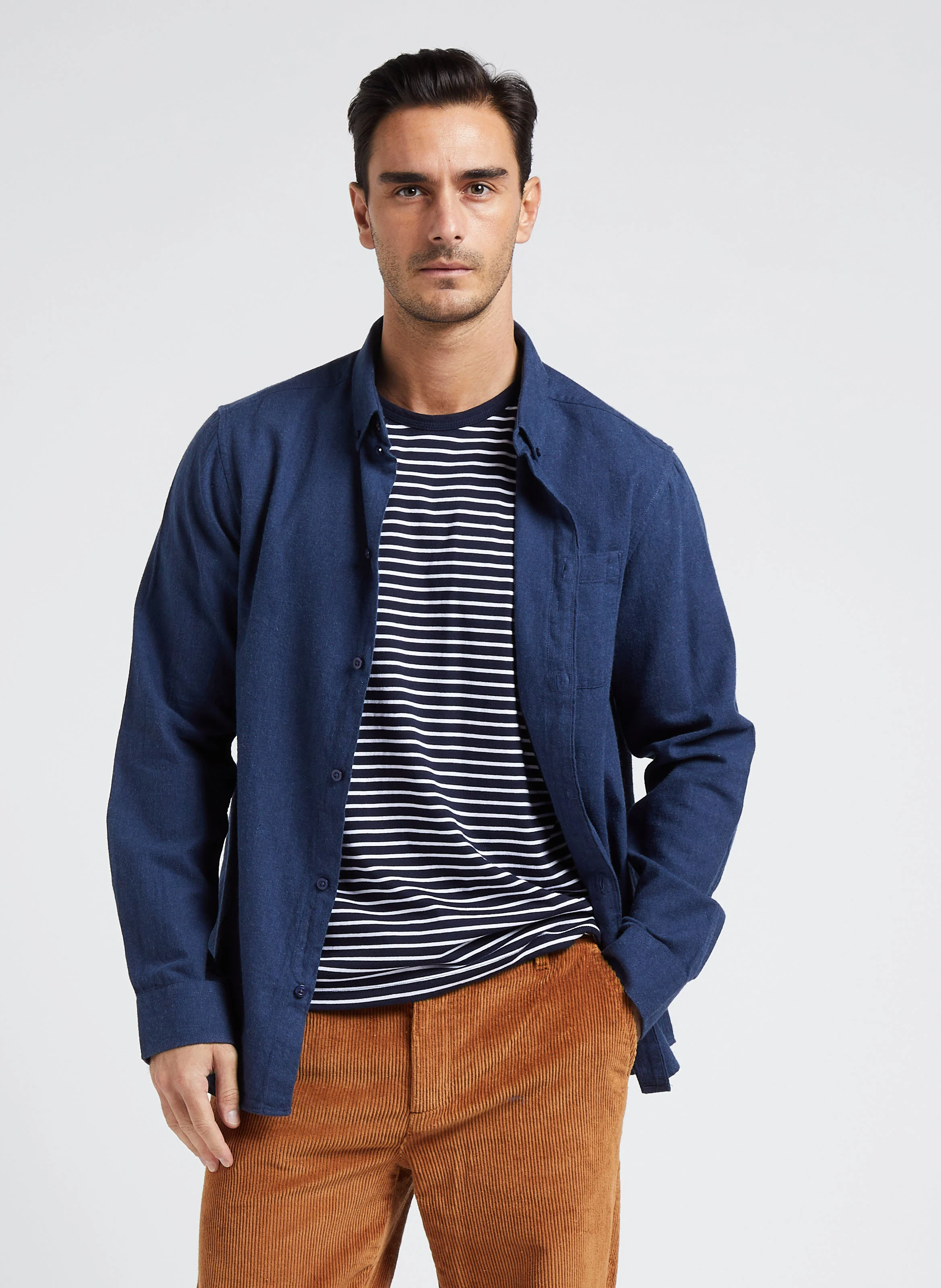 Chemise col américain regular-fit en coton bio | Bleu