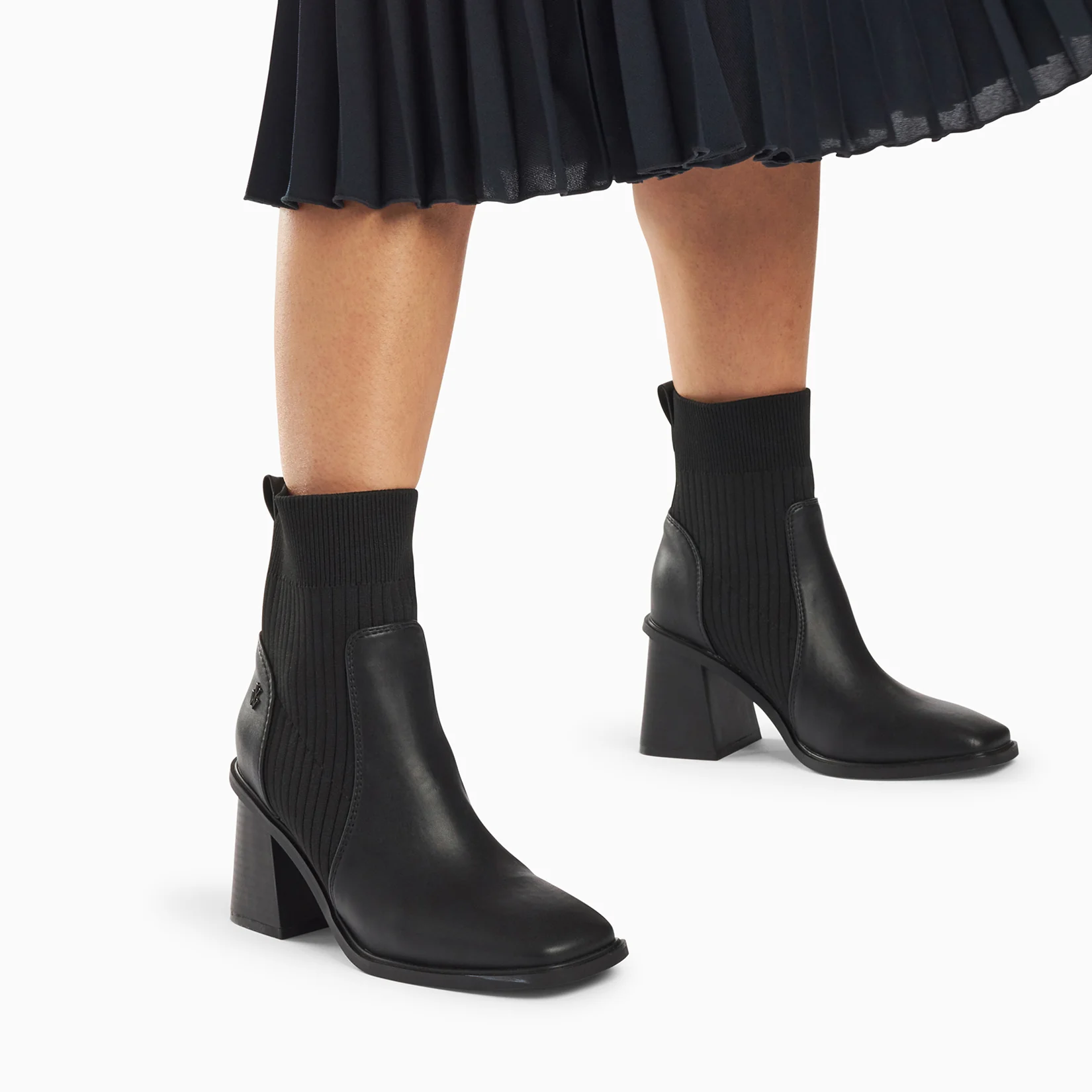 Bottines-Bottines chaussettes Jinger noires à talon trapèze