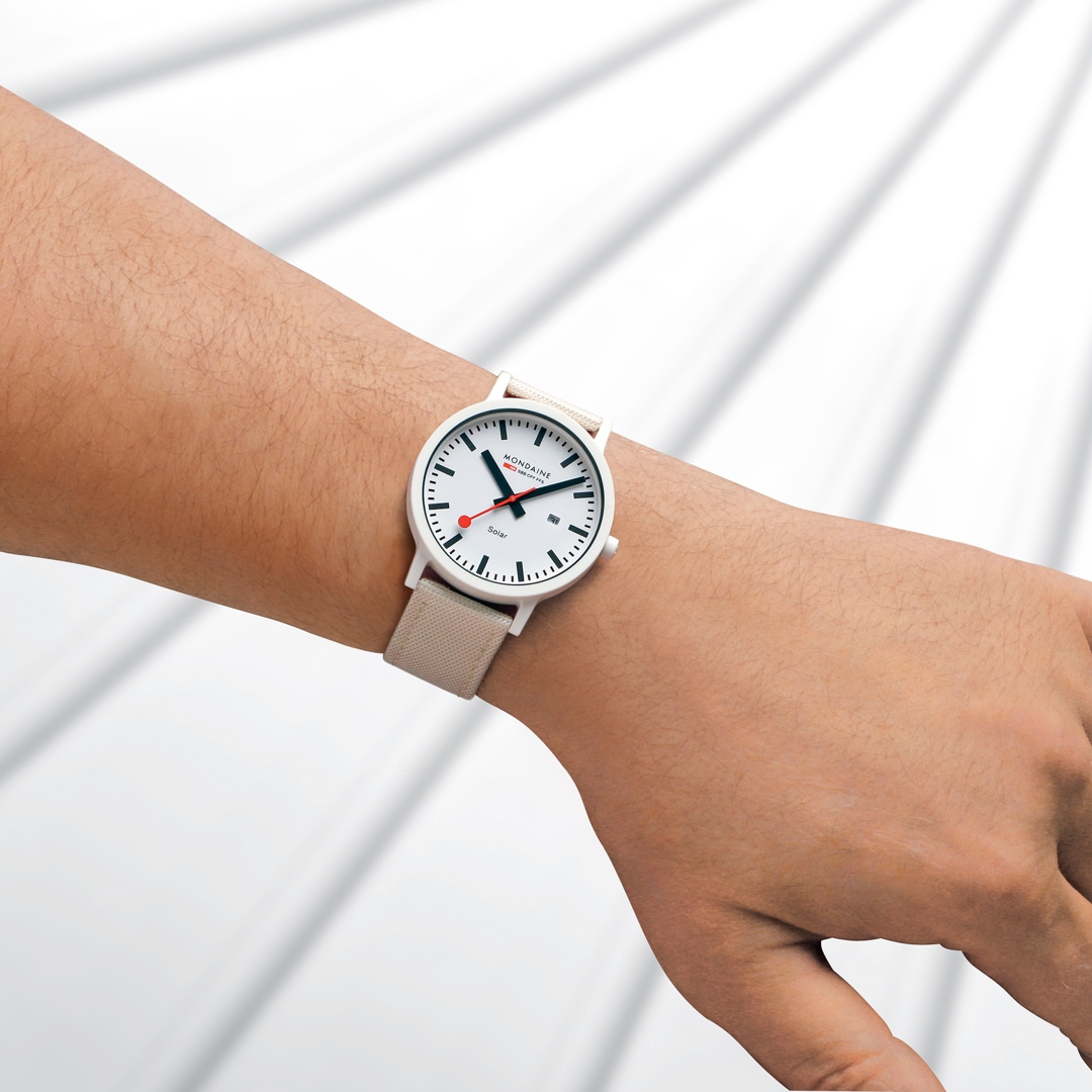 Mondaine essence solar Weiss 41mm