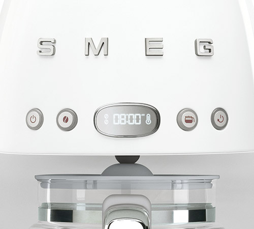 Cafetière SMEG filtre programmable - blanche DCF02WHEU + offre cadeaux