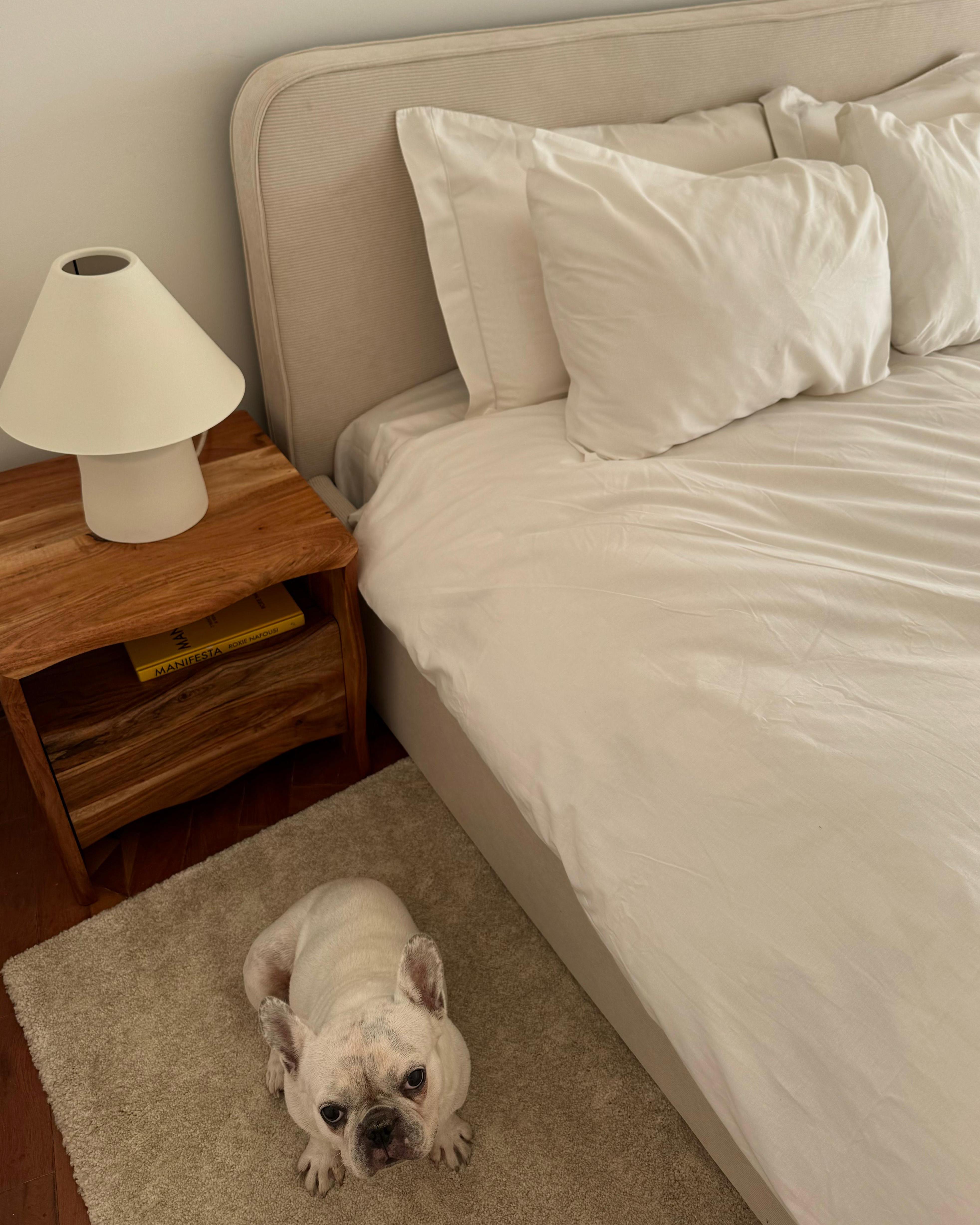 Bed Corduroy VALOGNES 180 x 200 cm Lichtbeige