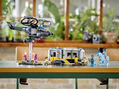 LEGO Zwevende bergen: Site 26 & RDA Samson (75573)