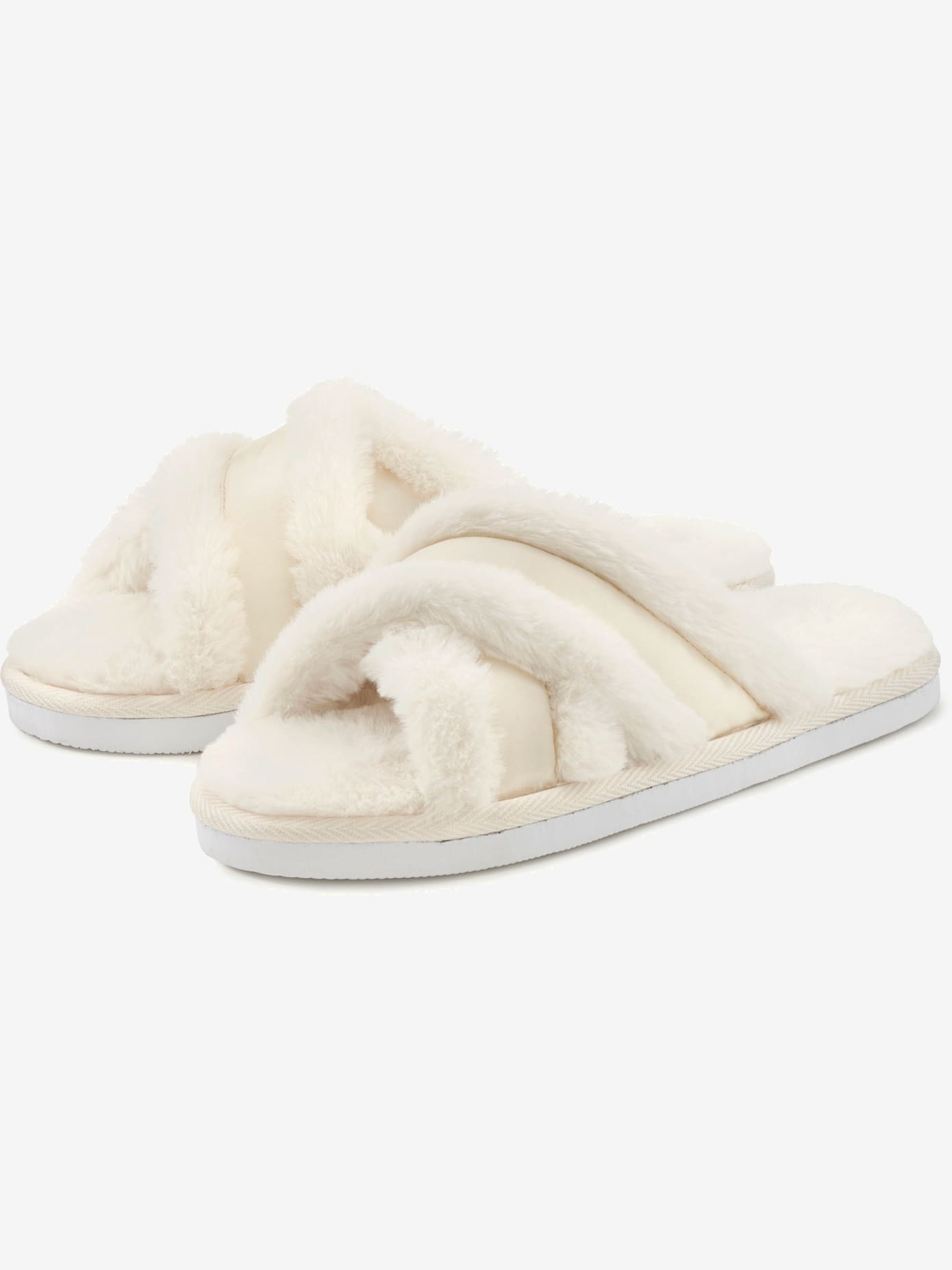 Chaussons bande croisée raffinée