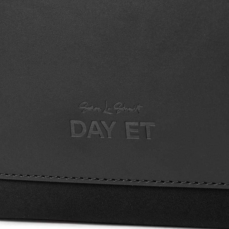 DAY ET<br>Tote SLS x DAY ET RC 15