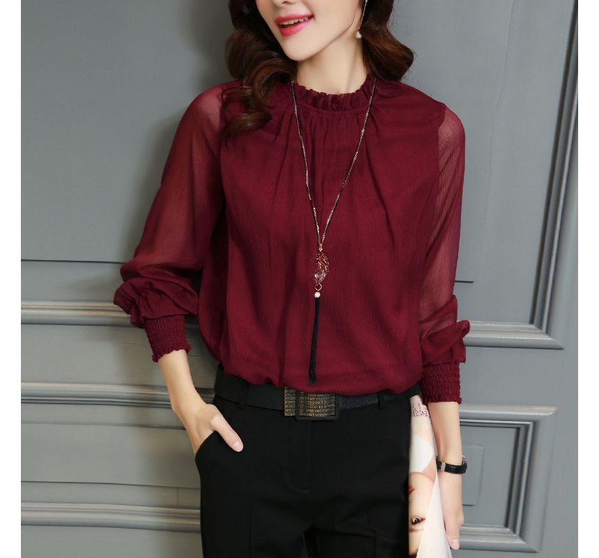 Muezz - Chiffon blouse met pofmouwen en col