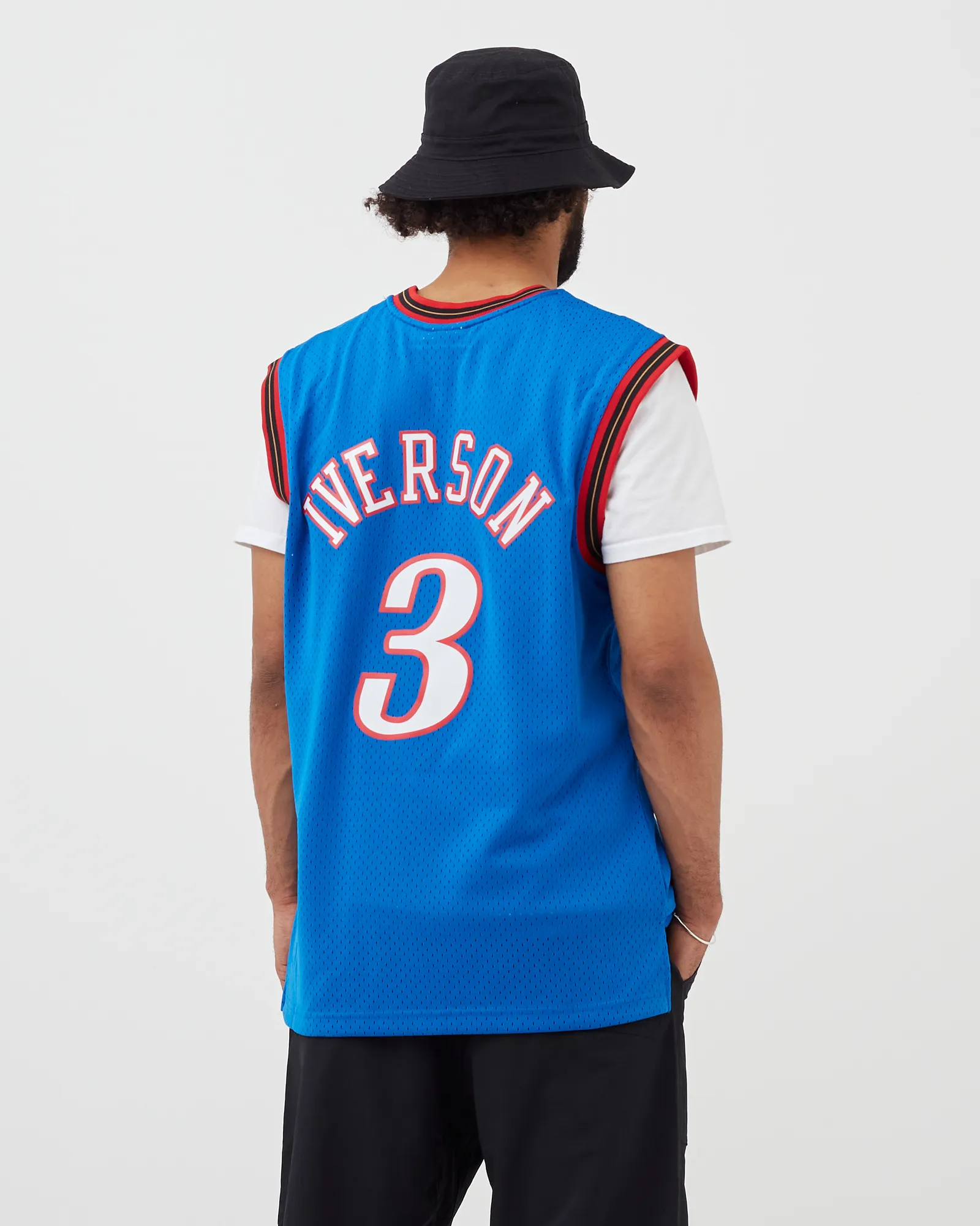 Mitchell & Ness NBA Swingman Jersey Philadelphia 76ers Alternate 1999-00 Allen Iverson #3