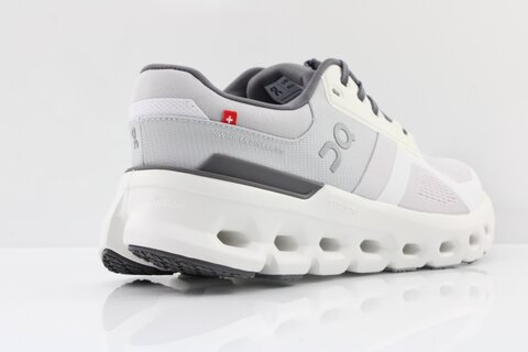 On Cloudrunner 2