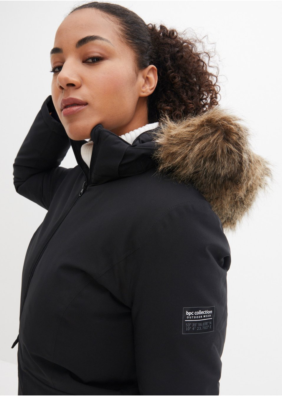 Manteau fonctionnel avec capuche et col synthétique amovible