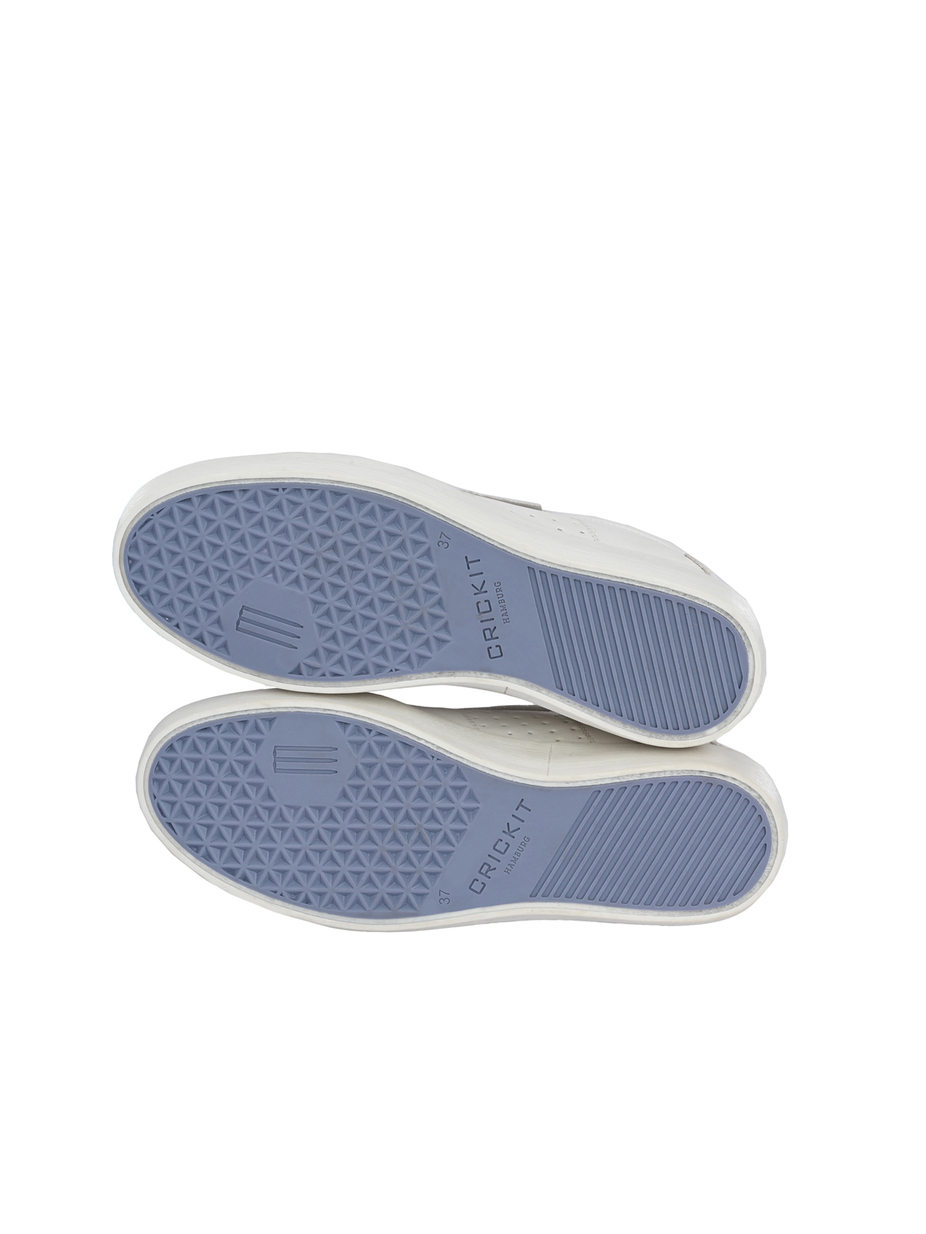 SNEAKER MAILA