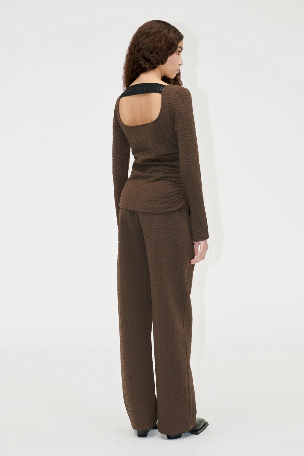 Stine Goya  Bowie 1831 Debossed Jacquard top - SG LOGO