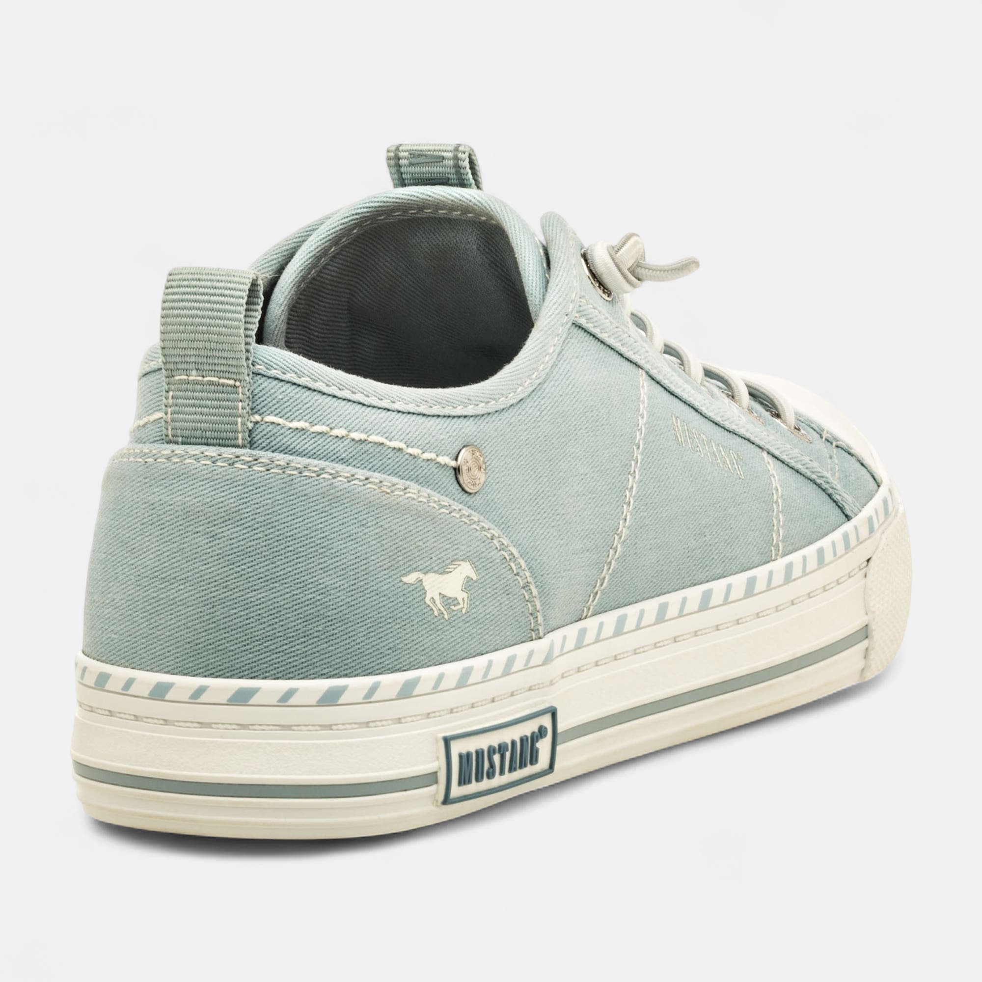 Baskets en toile Femme bleu ciel