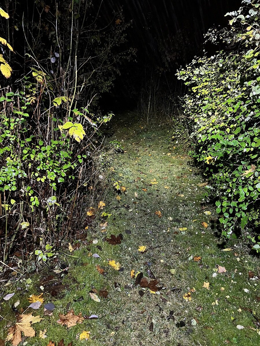 North Trail Tornado 2150 Lumen<br>Kraftig hodelykt